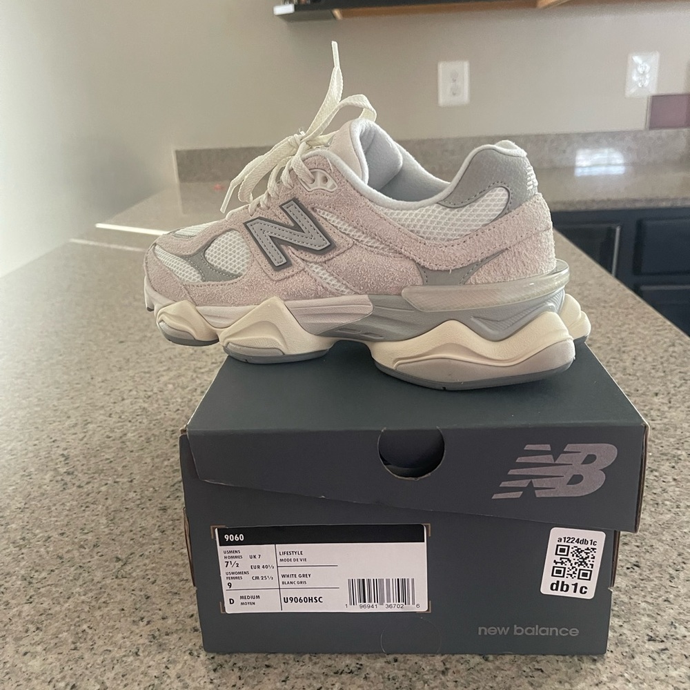 Men’s New Balance- SOLD
